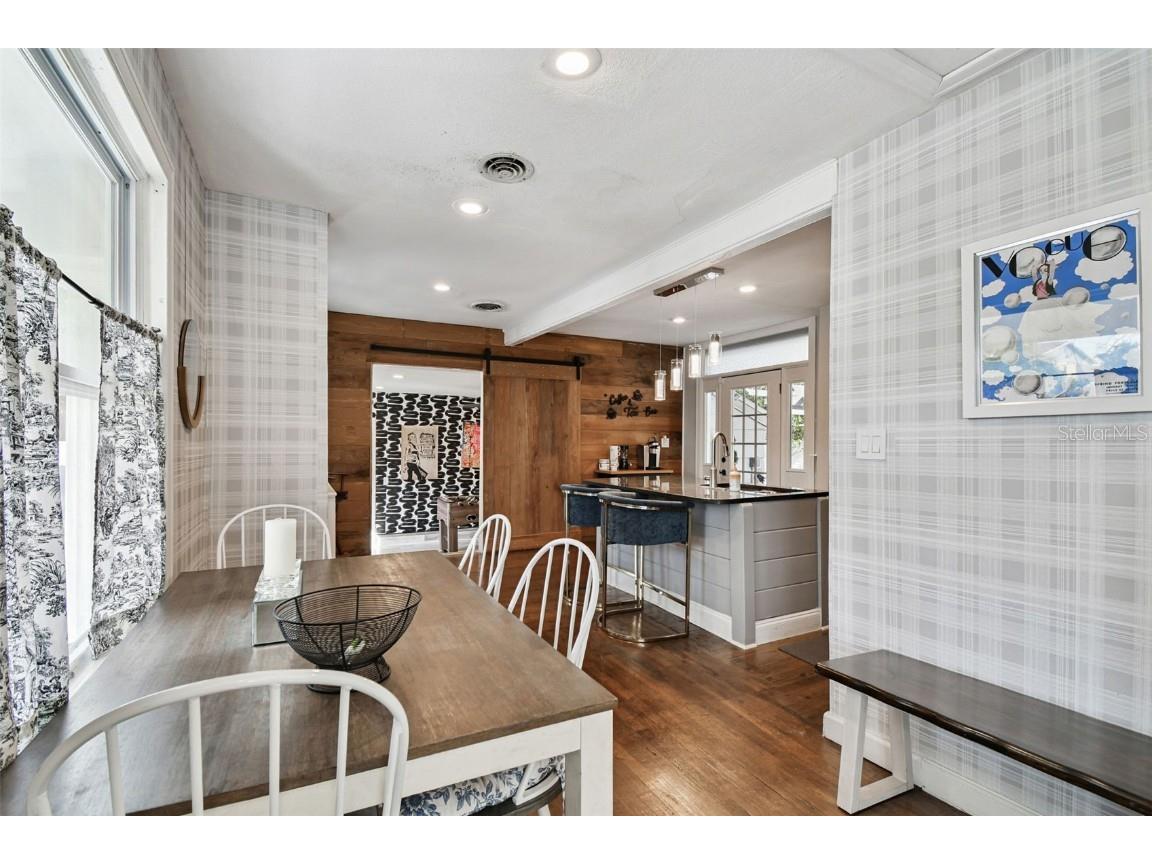 3319 W Paul Avenue Tampa FL 33611 TB8452194 image19