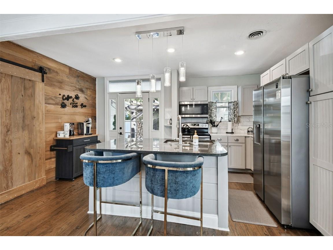 3319 W Paul Avenue Tampa FL 33611 TB8452194 image22