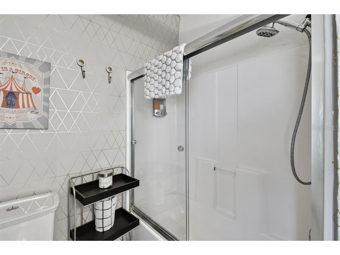 3319 W Paul Avenue Tampa FL 33611 TB8452194 image43