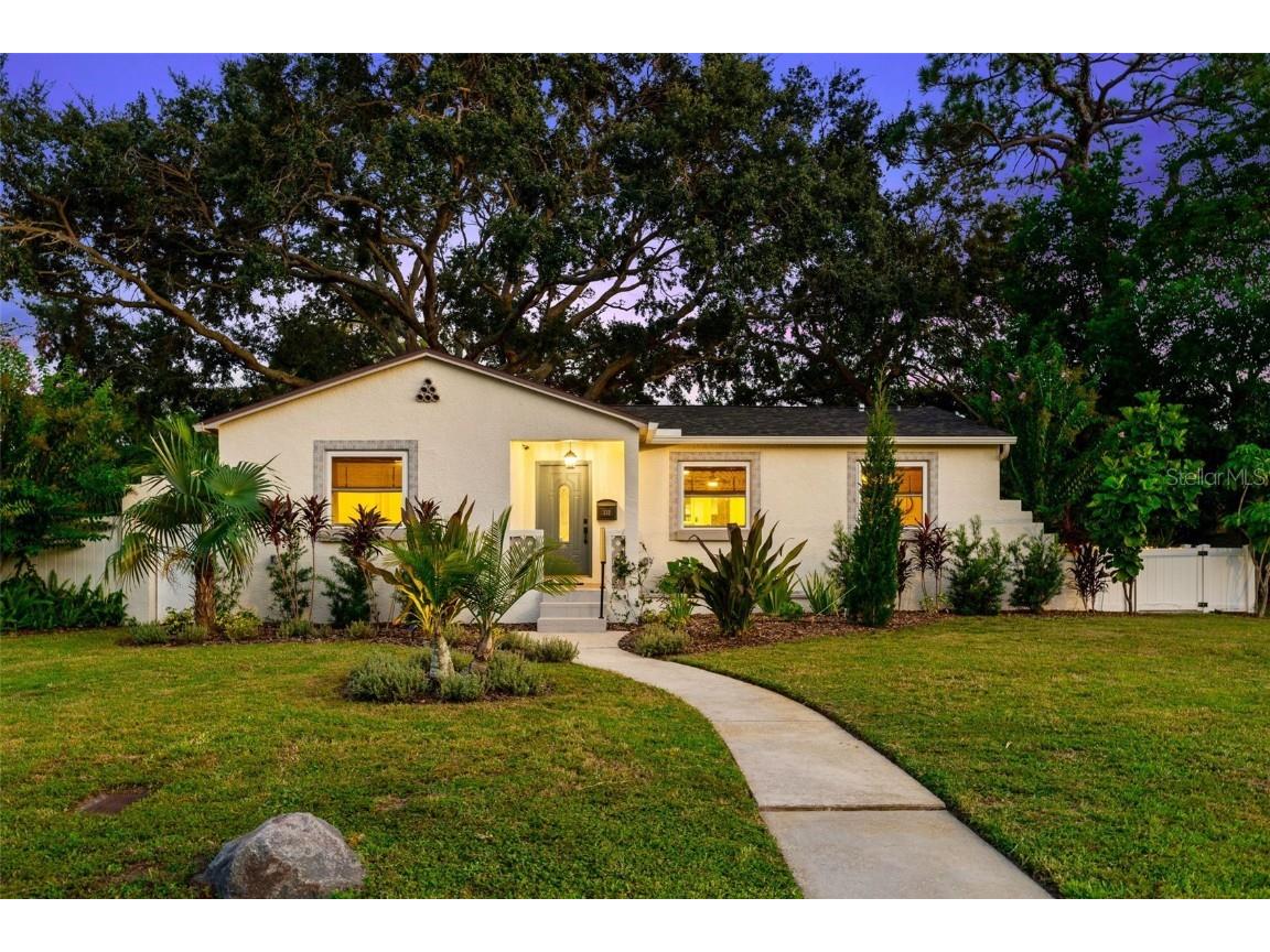 332 34th Avenue NE Saint Petersburg FL 33704 U8211435 image1