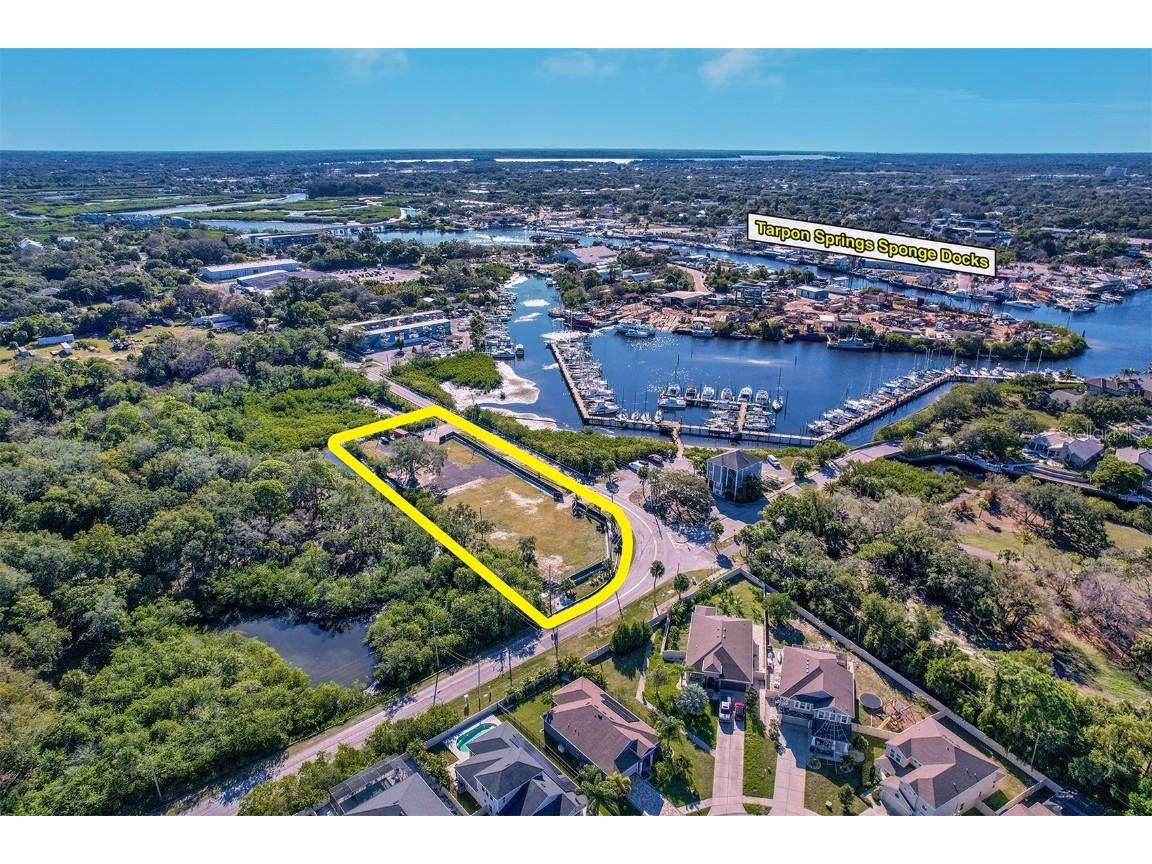332 Anclote Road Tarpon Springs FL 34689 U8222183 image1