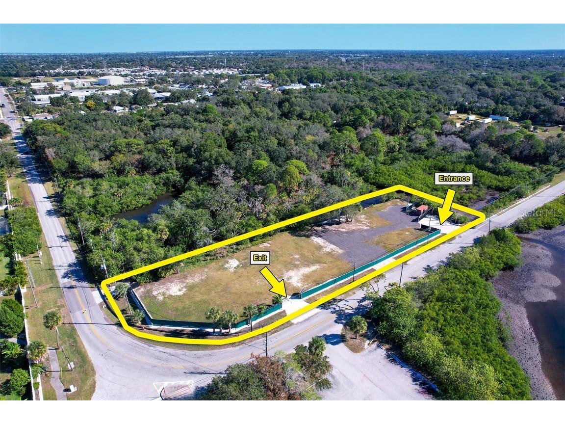 332 Anclote Road Tarpon Springs FL 34689 U8222183 image3