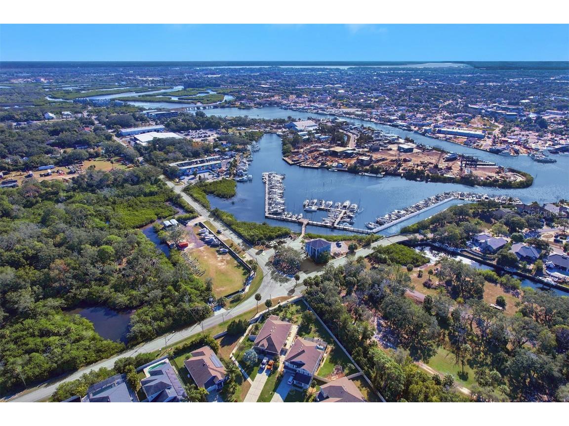 332 Anclote Road Tarpon Springs FL 34689 U8222183 image1