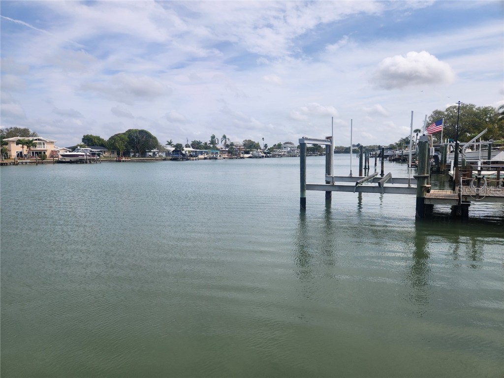 332 Bahia Vista Drive Indian Rocks Beach FL 33785 U8232623 image1