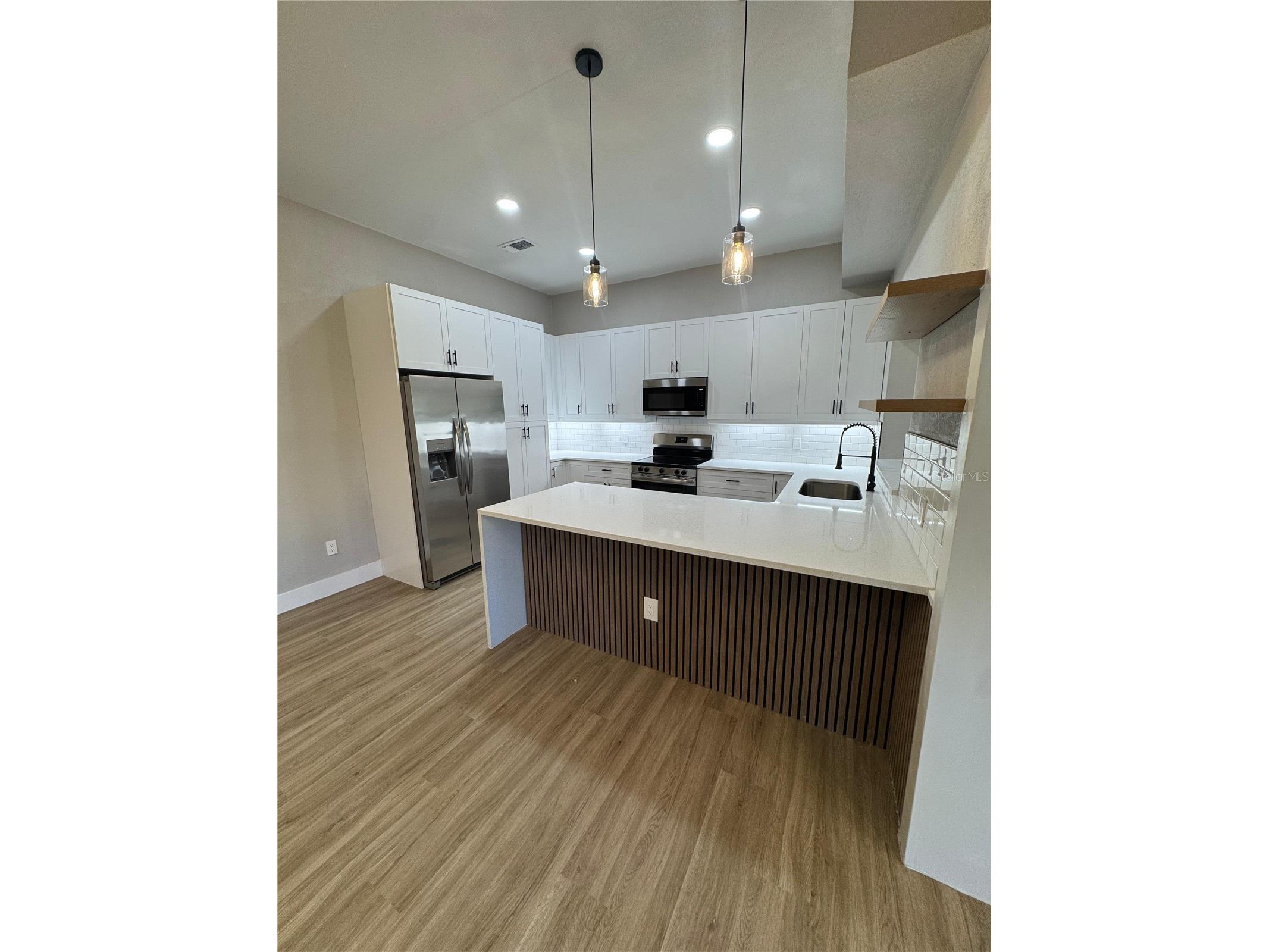 332 Big Tree Road South Daytona FL 32119 O6407292 image18