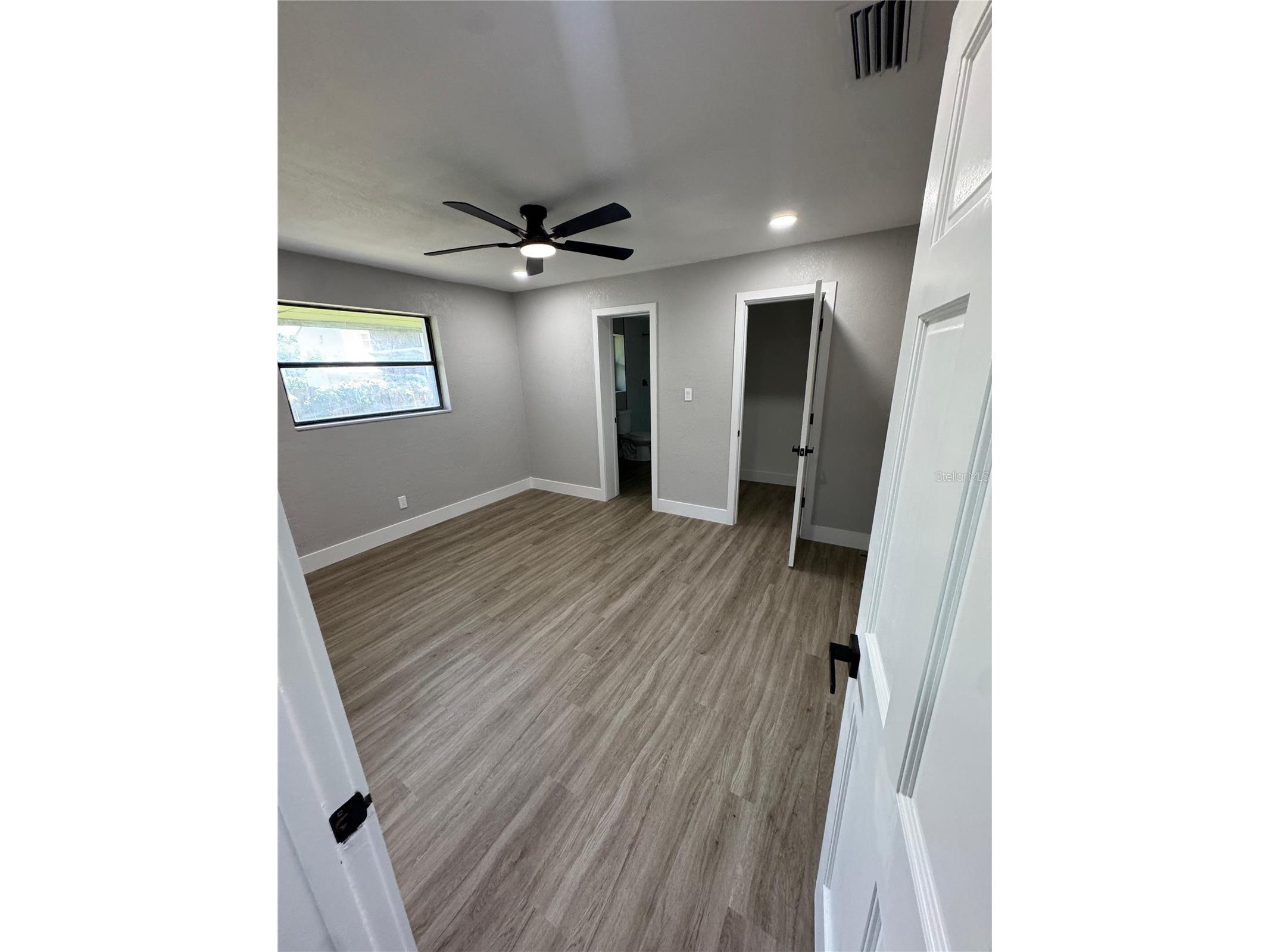 332 Big Tree Road South Daytona FL 32119 O6407292 image20