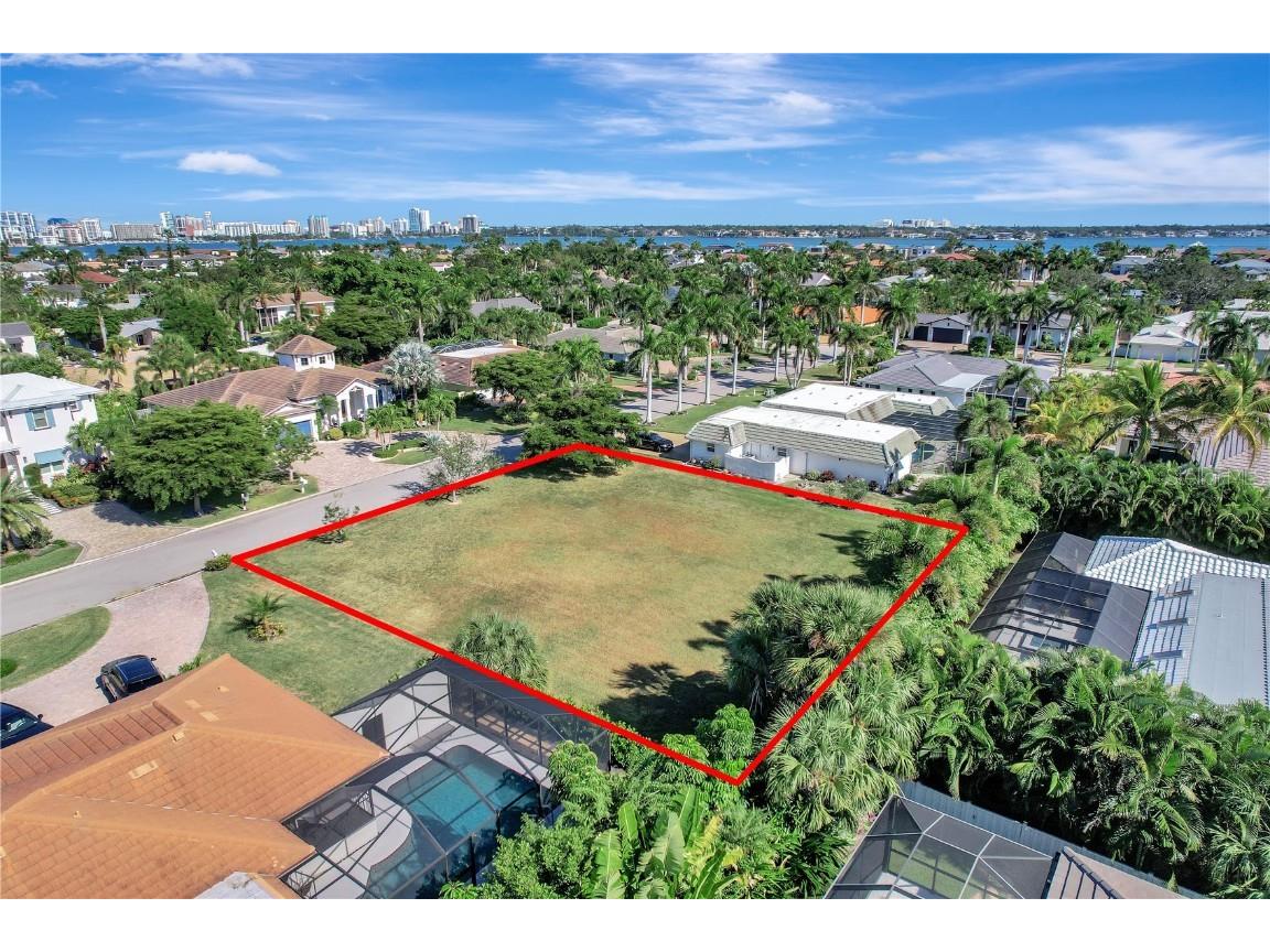 332 Bob White Way Sarasota FL 34236 A4672851 image3