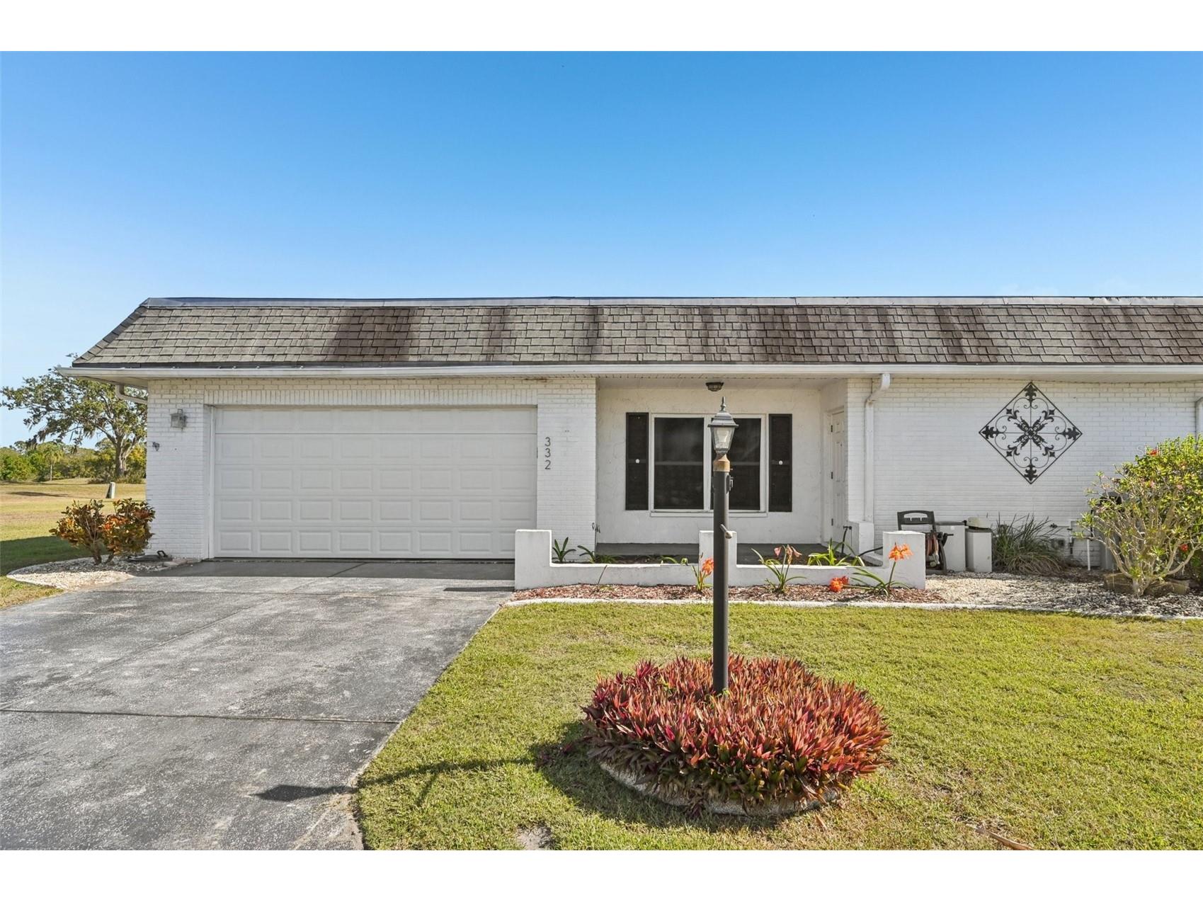 332 Club Manor Drive Sun City Center FL 33573 TB8461359 image1