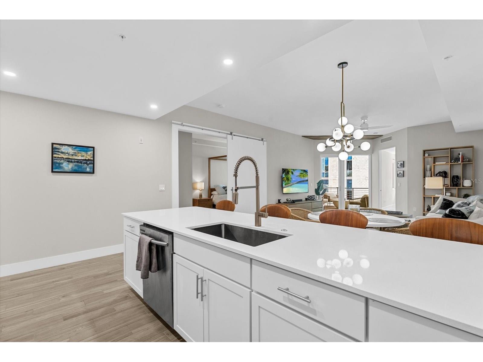 332 Cocoanut Avenue #302 Sarasota FL 34236 A4694715 image12