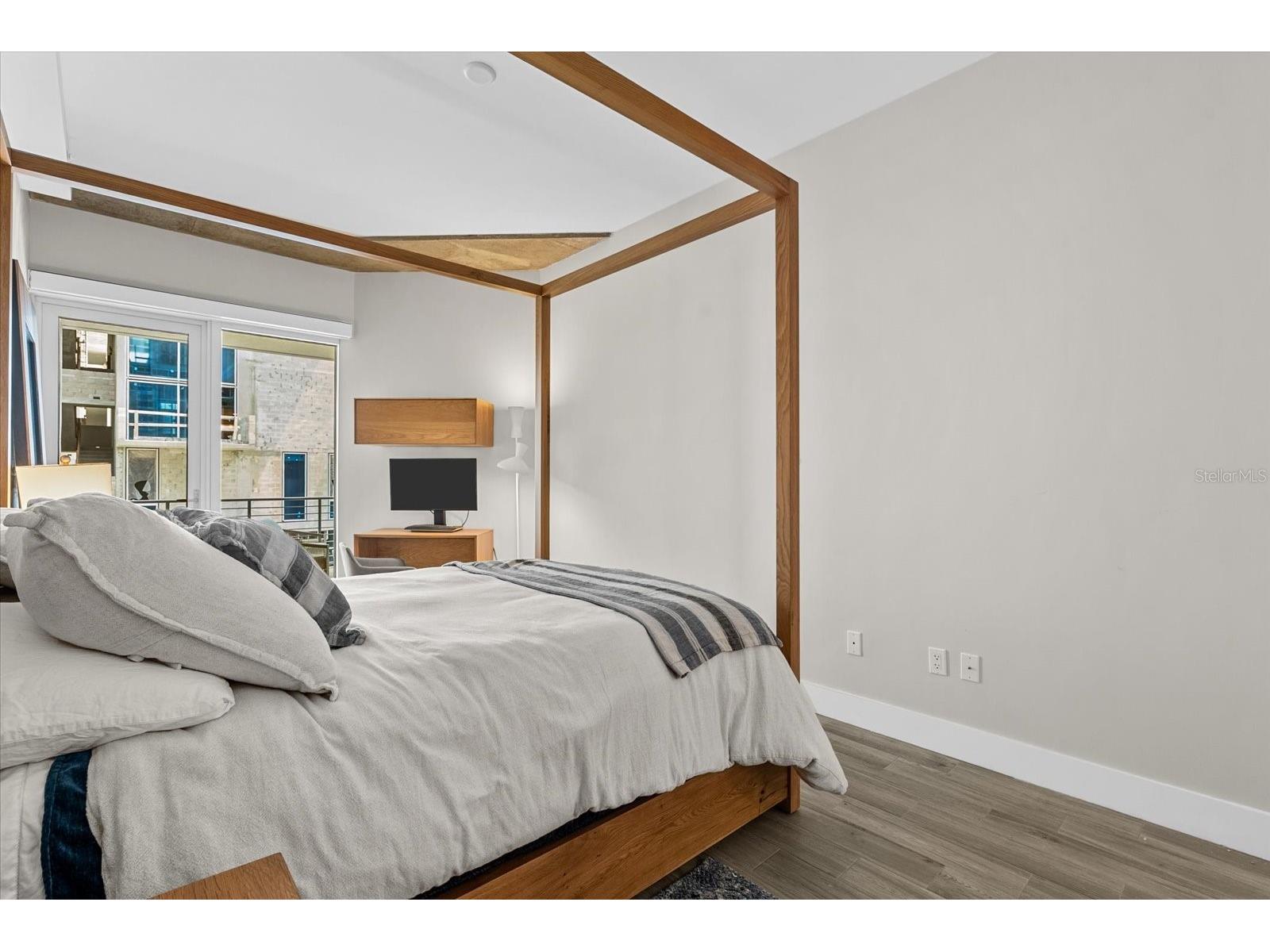 332 Cocoanut Avenue #302 Sarasota FL 34236 A4694715 image15