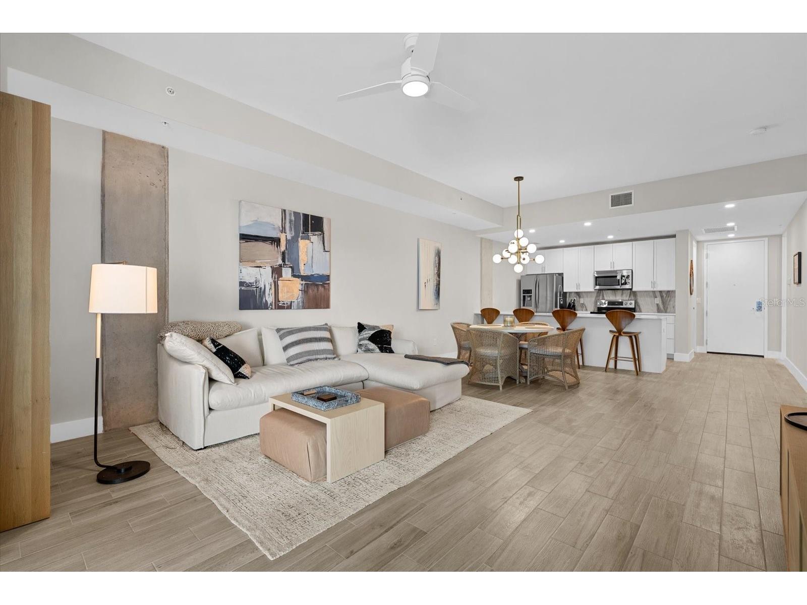 332 Cocoanut Avenue #302 Sarasota FL 34236 A4694715 image2