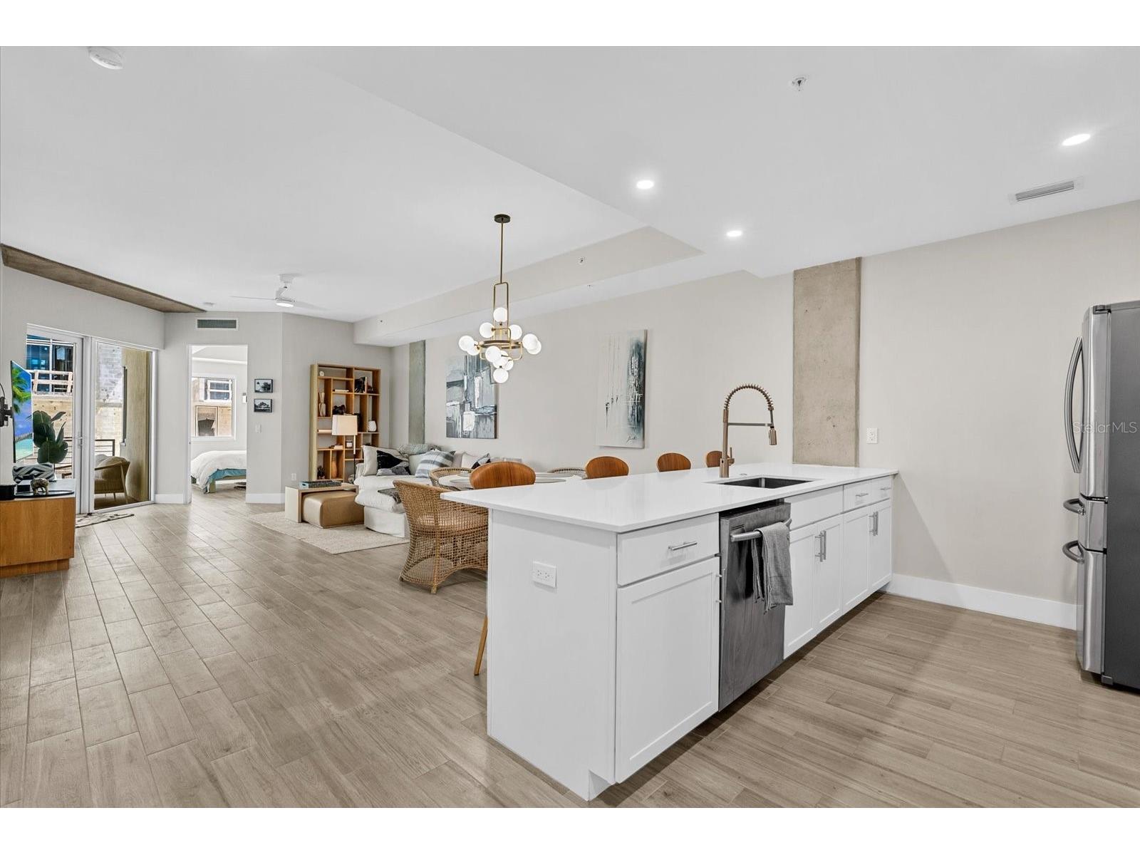 332 Cocoanut Avenue #302 Sarasota FL 34236 A4694715 image7