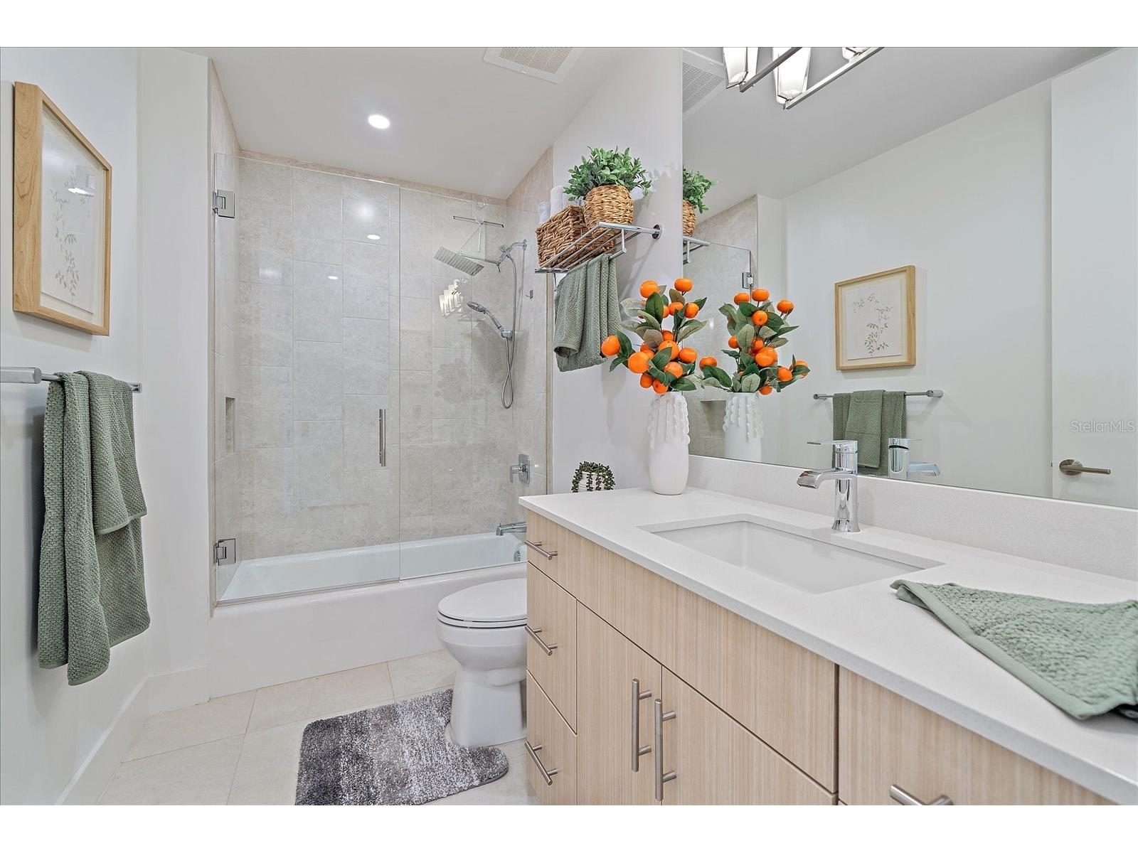332 Cocoanut Avenue #406 Sarasota FL 34236 A4687470 image25