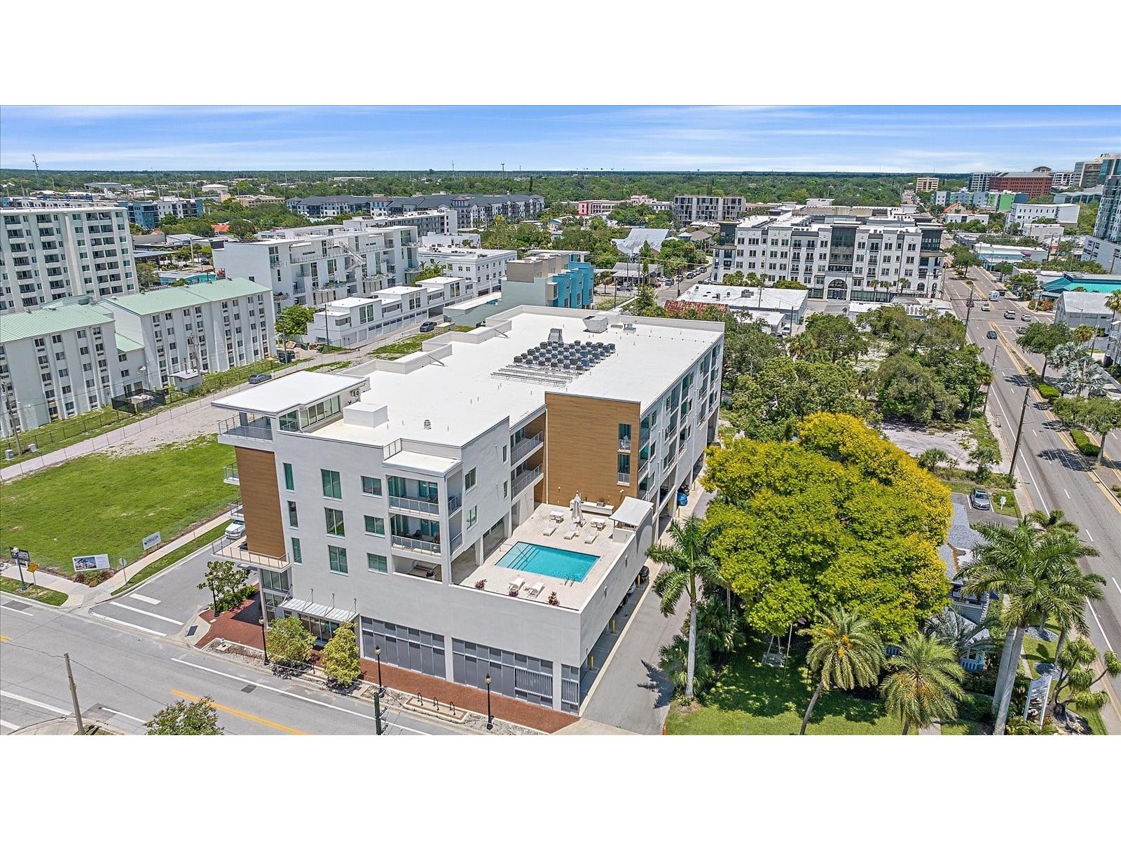 332 Cocoanut Avenue #406 Sarasota FL 34236 A4687470 image3