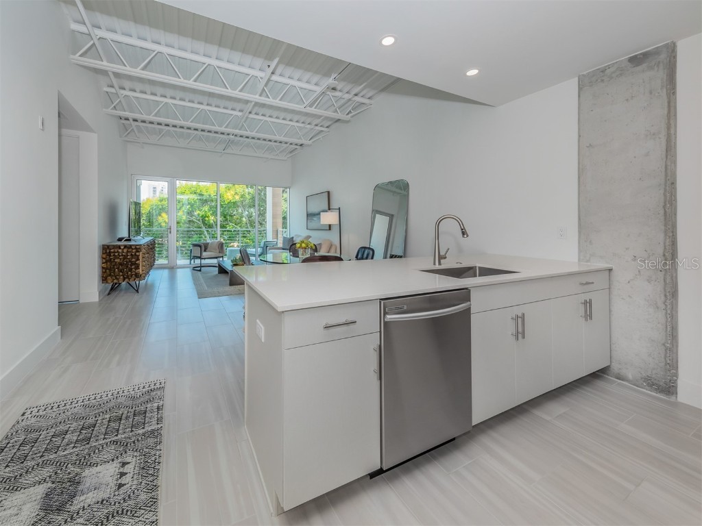 332 Cocoanut Avenue #503 Sarasota FL 34236 N6133602 image30