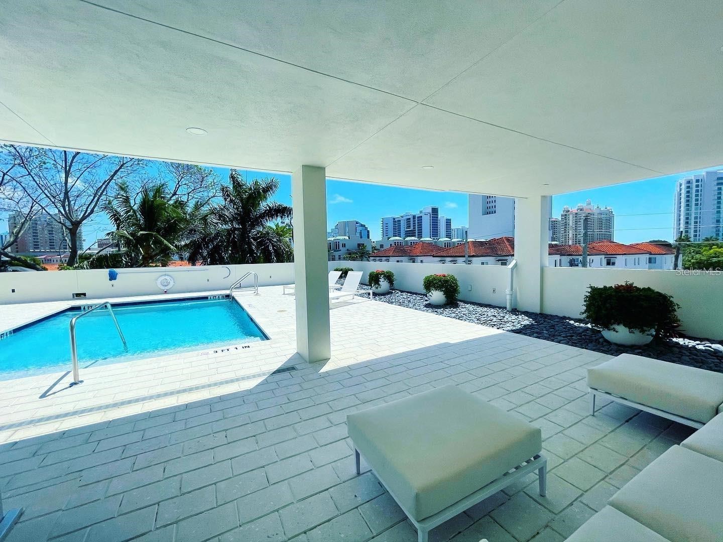 332 Cocoanut Avenue #505 Sarasota FL 34236 N6142475 image2