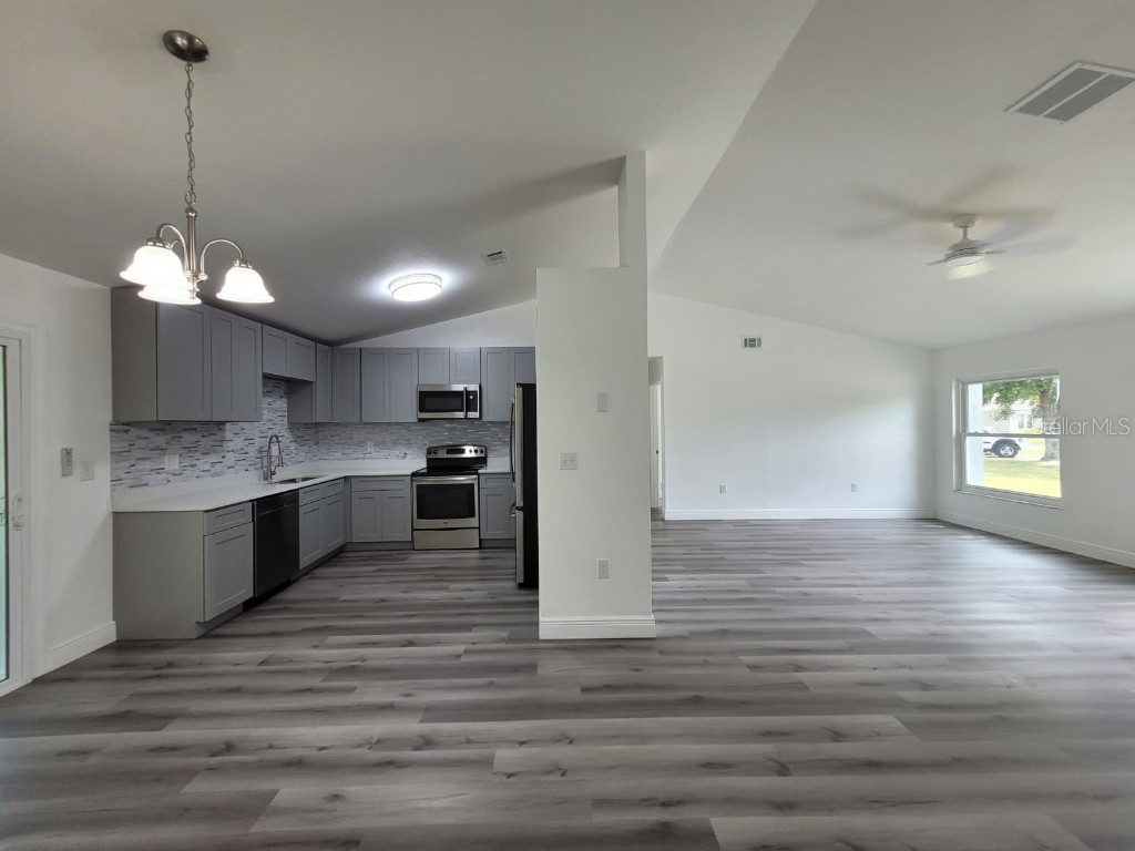 332 Cornwallis Court Kissimmee FL 34758 S5135393 image7