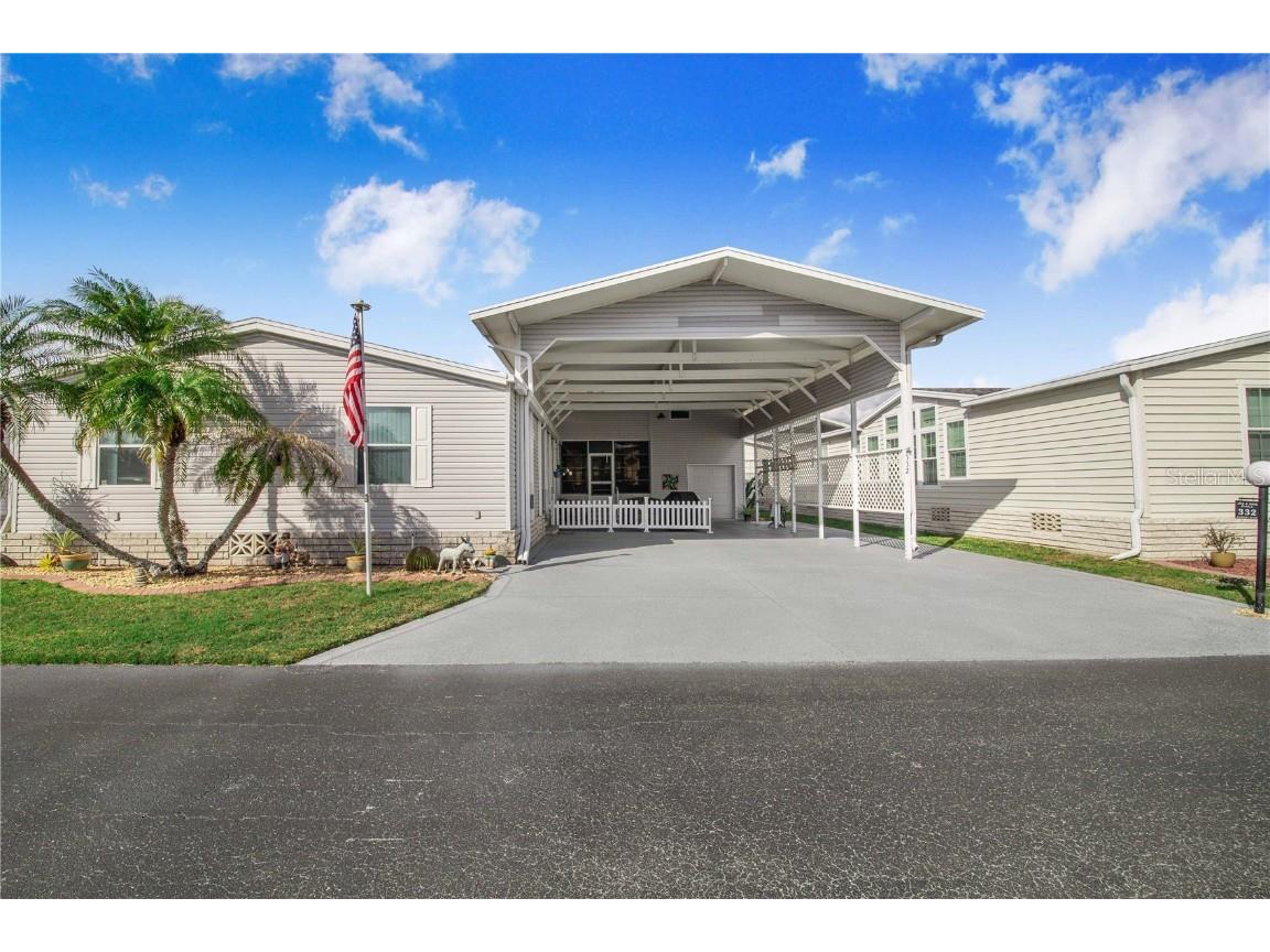 332 Fairway Boulevard Frostproof FL 33843 P4933597 image1