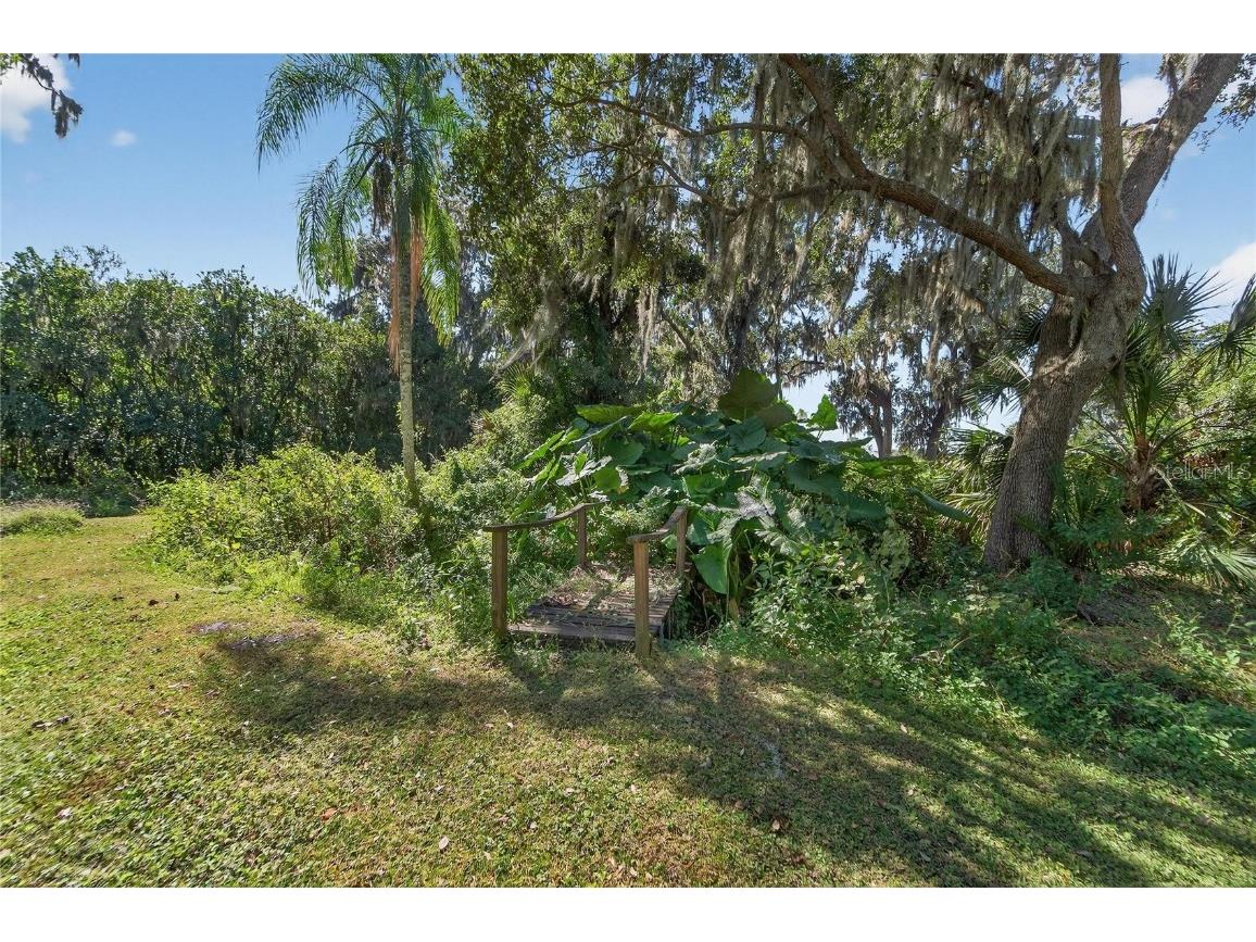 332 Holloway Road Plant City FL 33567 TB8443738 image15