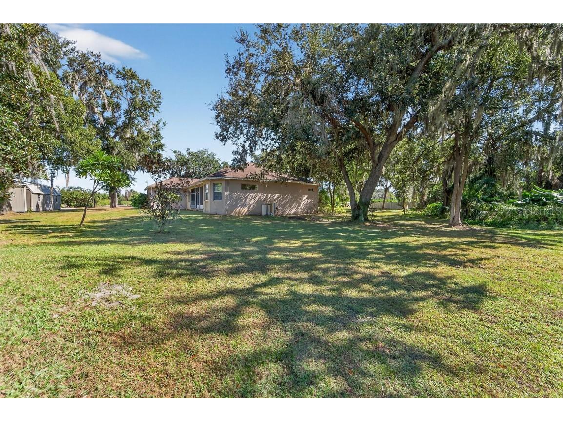 332 Holloway Road Plant City FL 33567 TB8443738 image24