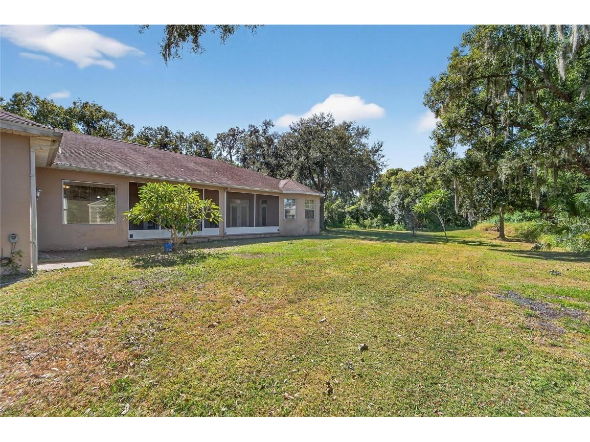 332 Holloway Road Plant City FL 33567 TB8443738 image27