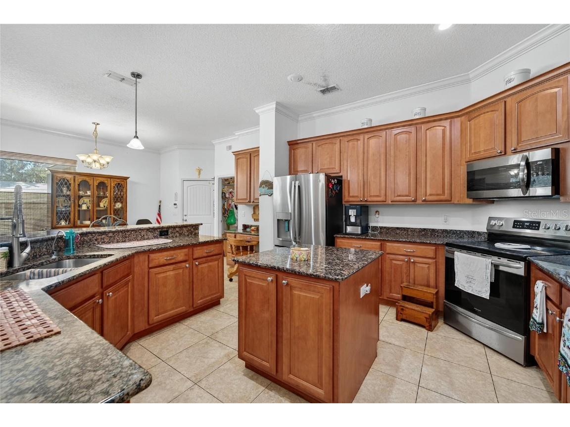 332 Holloway Road Plant City FL 33567 TB8443738 image64