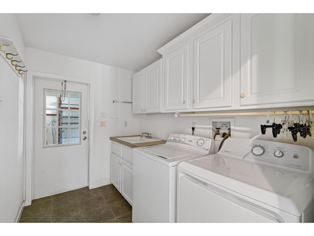 332 Marsh Landing Loop Oak Hill FL 32759 NS1087820 image26
