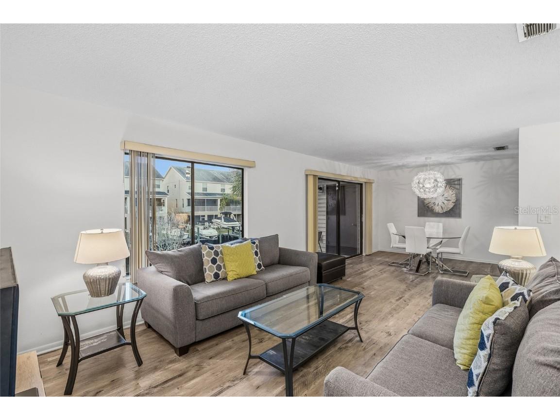 332 Moorings Cove Drive #2E Tarpon Springs FL 34689 TB8444958 image12