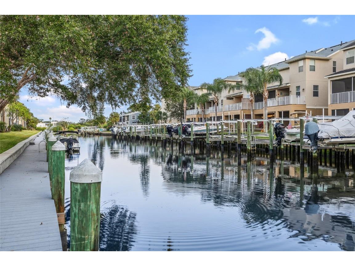 332 Moorings Cove Drive #2E Tarpon Springs FL 34689 TB8444958 image27
