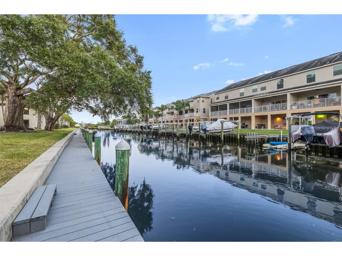 332 Moorings Cove Drive #2E Tarpon Springs FL 34689 TB8444958 image28
