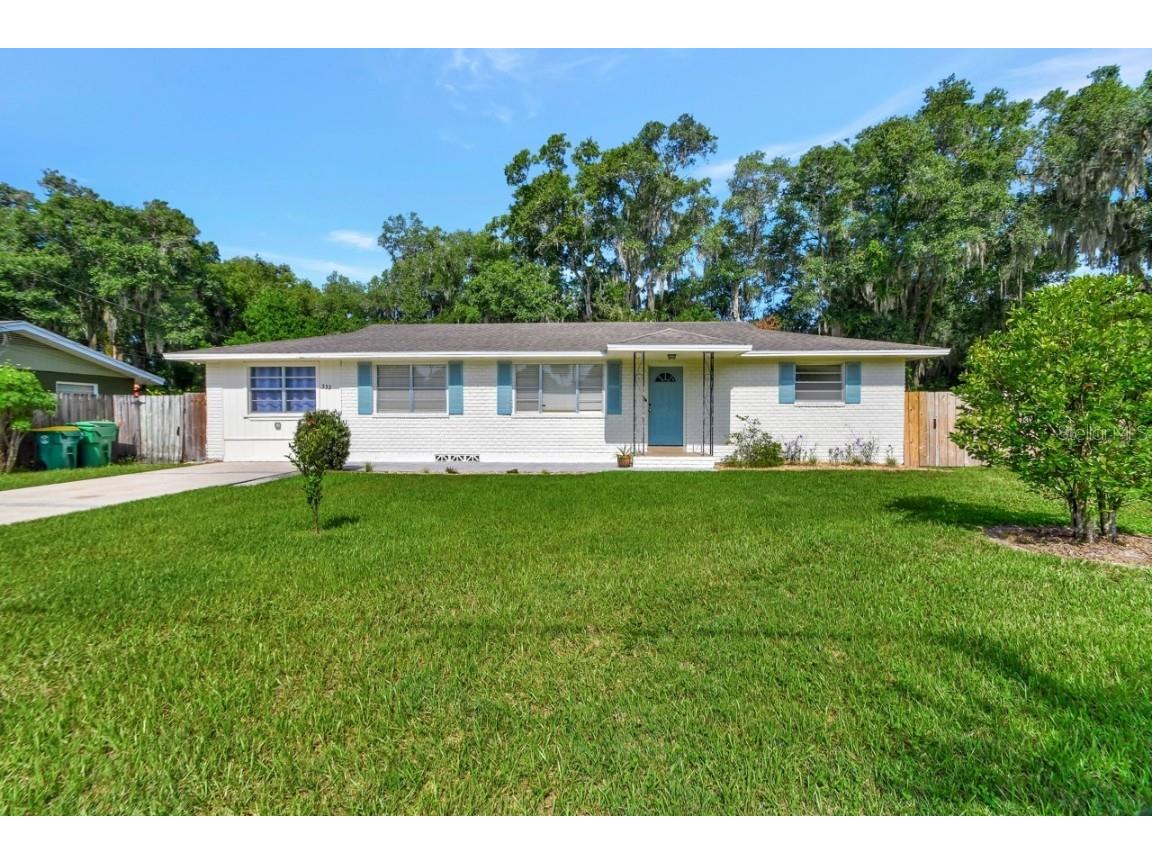 332 N Marydell Avenue Deland FL 32720 V4937277 image1