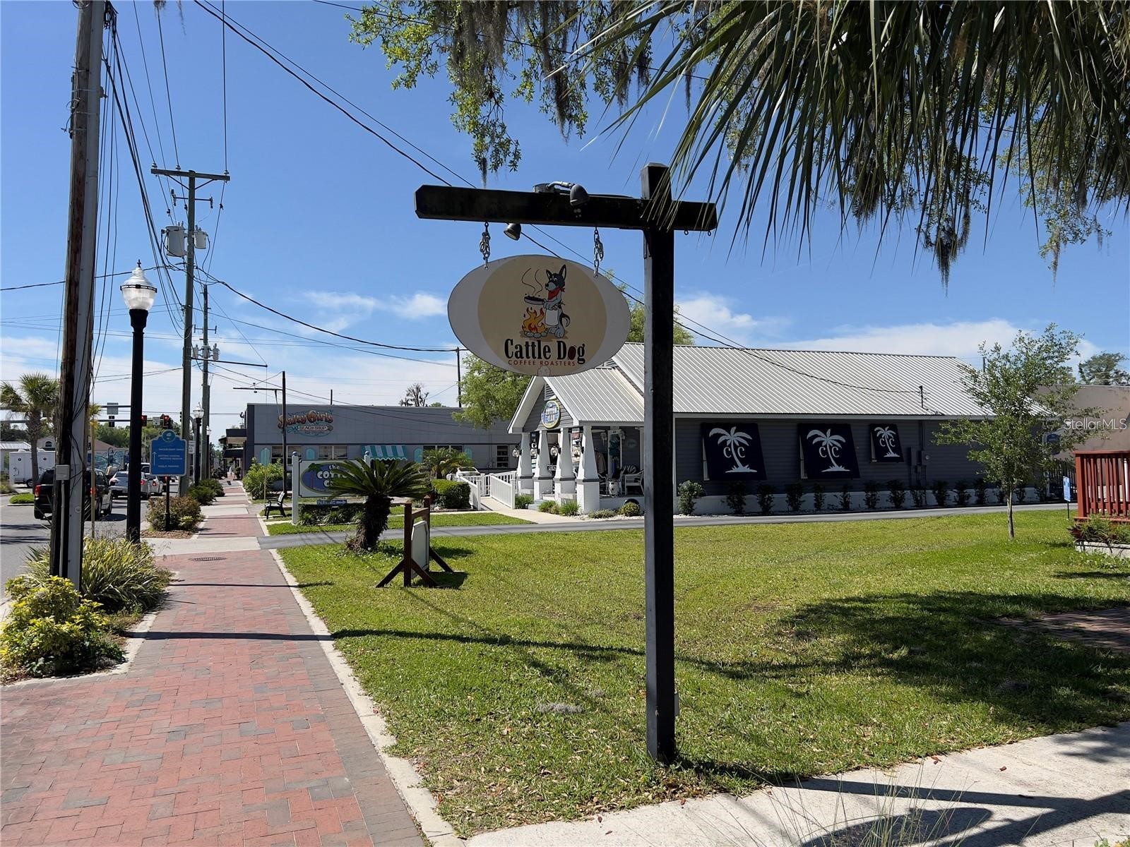 332 NW Crystal Street Crystal River FL 34428 A4676131 image10