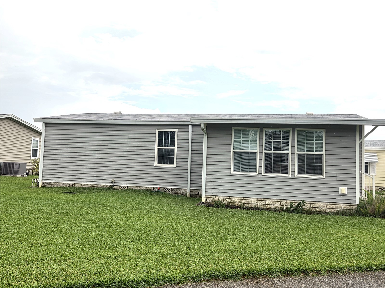 332 Victoria Drive Haines City FL 33844 - LAKE HENRY P4939074 image2