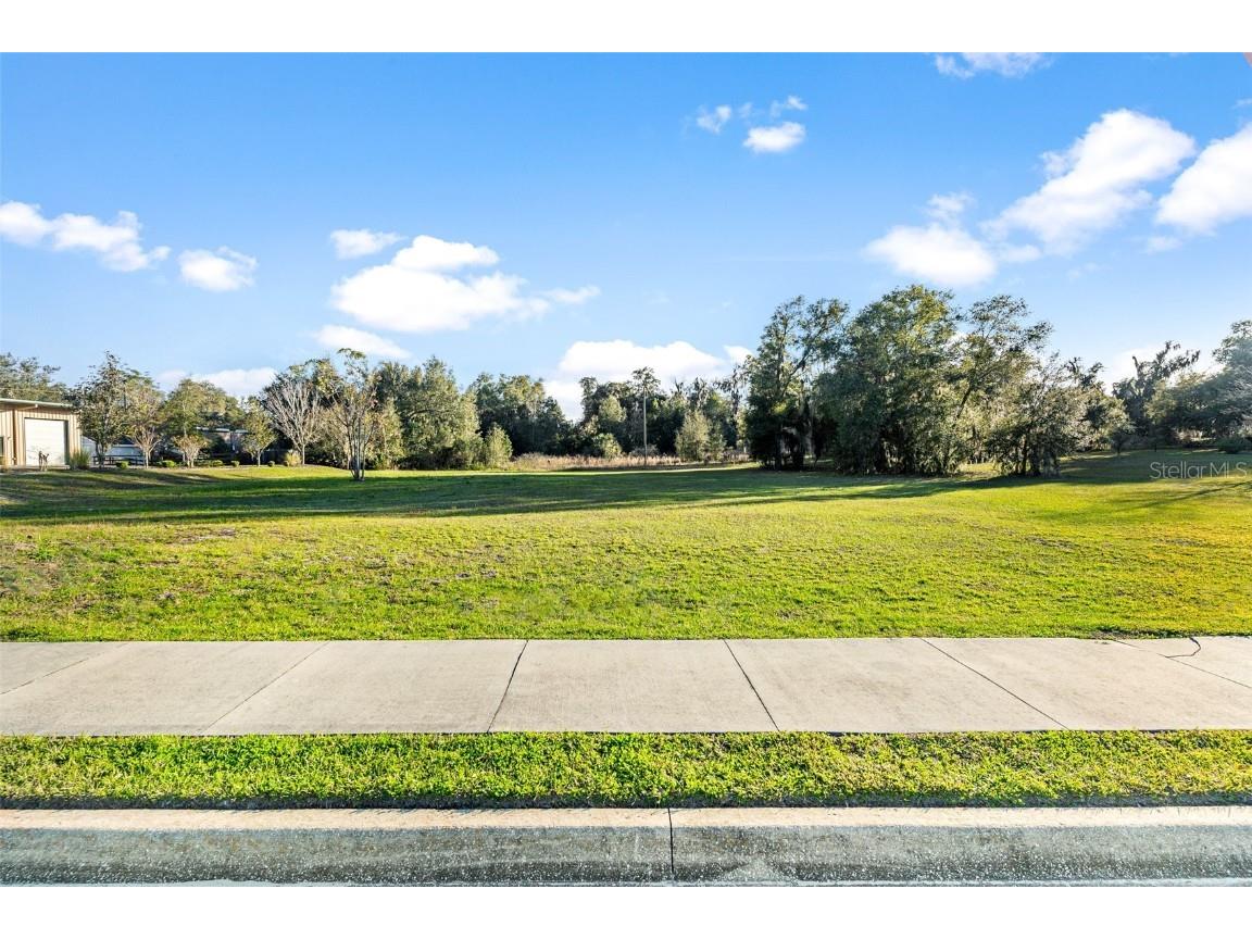 332 and 342 Oak Street Lady Lake FL 32159 G5077103 image1