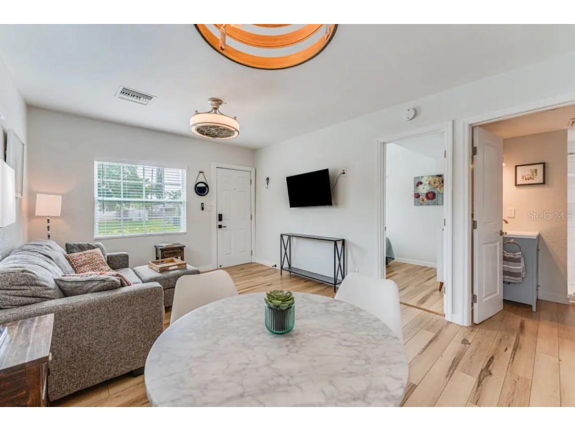 3320 18th Street N Saint Petersburg FL 33713 TB8405558 image24