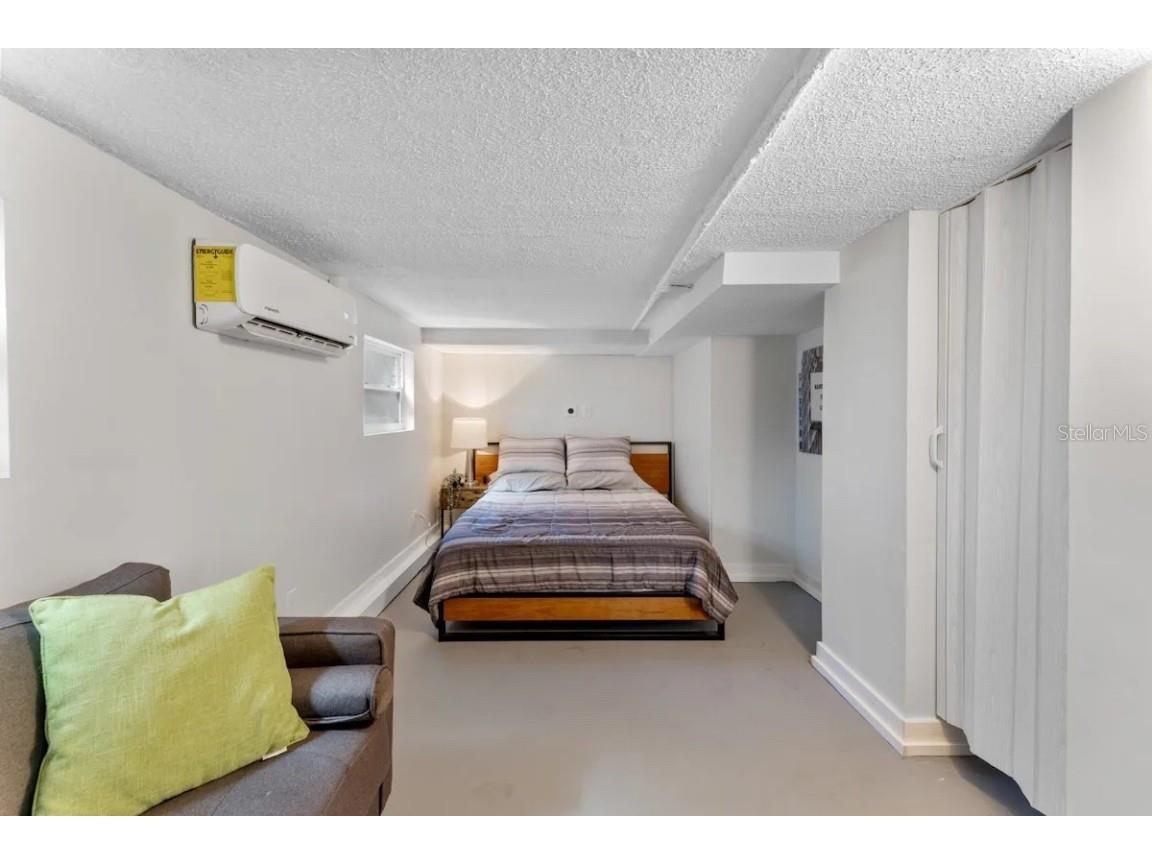 3320 18th Street N Saint Petersburg FL 33713 TB8405558 image25