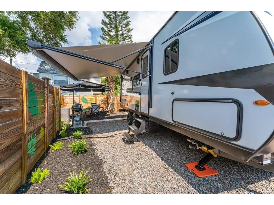 3320 18th Street N Saint Petersburg FL 33713 TB8405558 image27