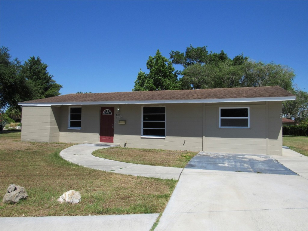3320 Bayshore Gardens Parkway Bradenton FL 34207 A4612152 image1
