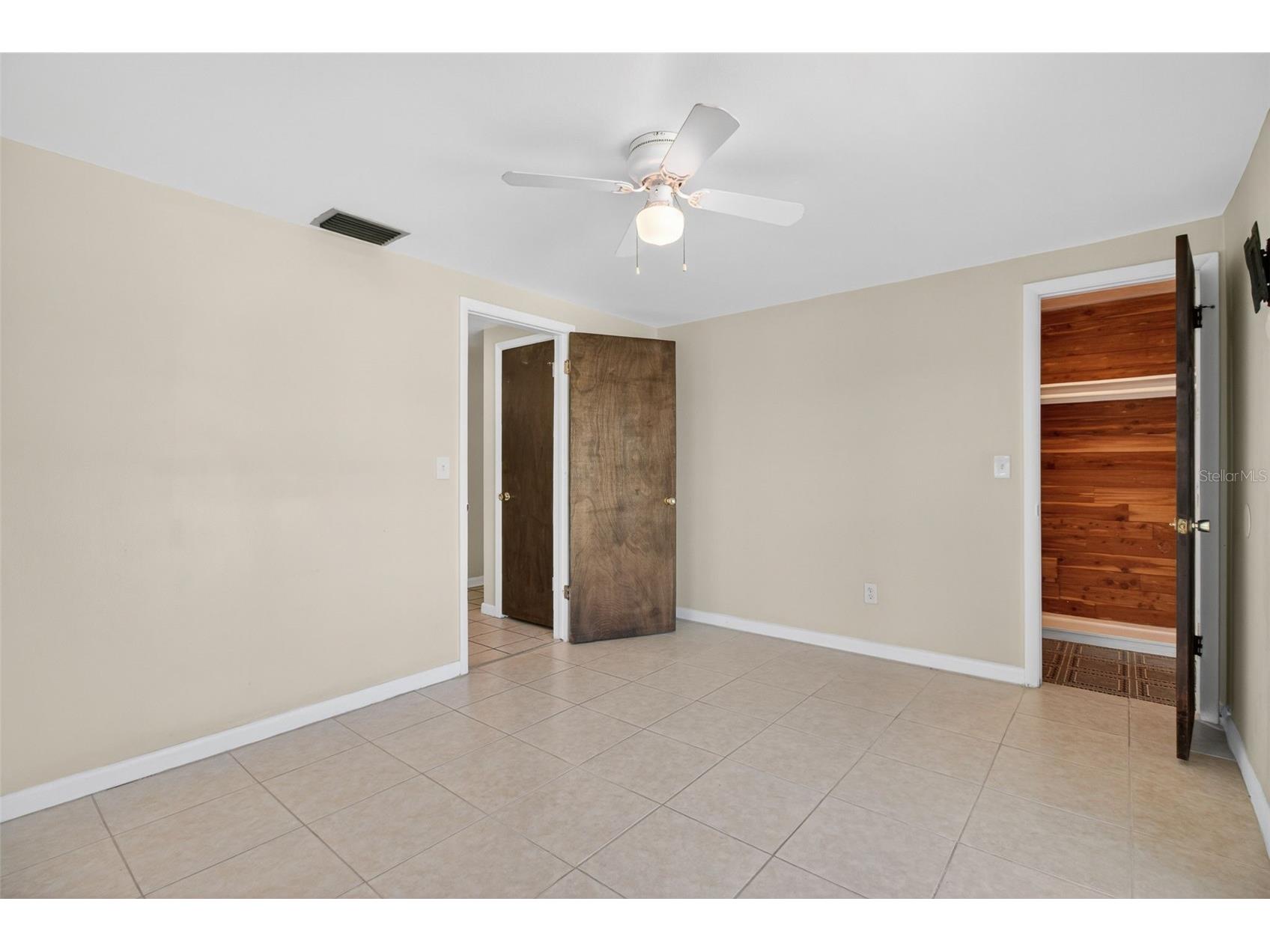 3320 Columbus Drive Holiday FL 34691 TB8498101 image24