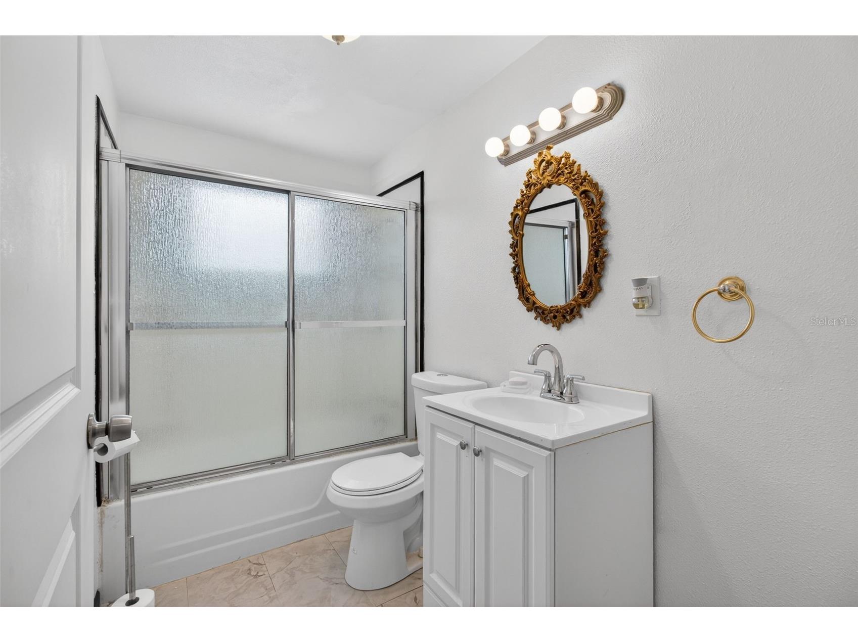 3320 Columbus Drive Holiday FL 34691 TB8498101 image25