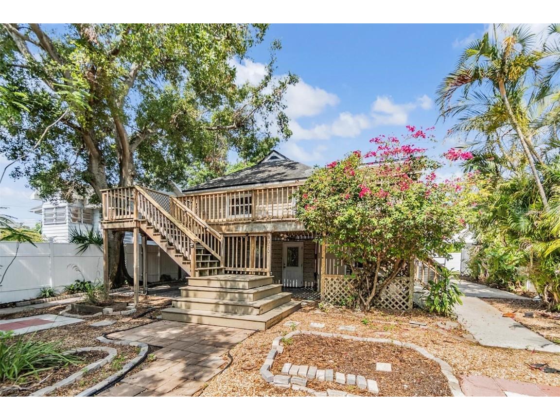 3320 Jackson Street N Saint Petersburg FL 33704 TB8393367 image1