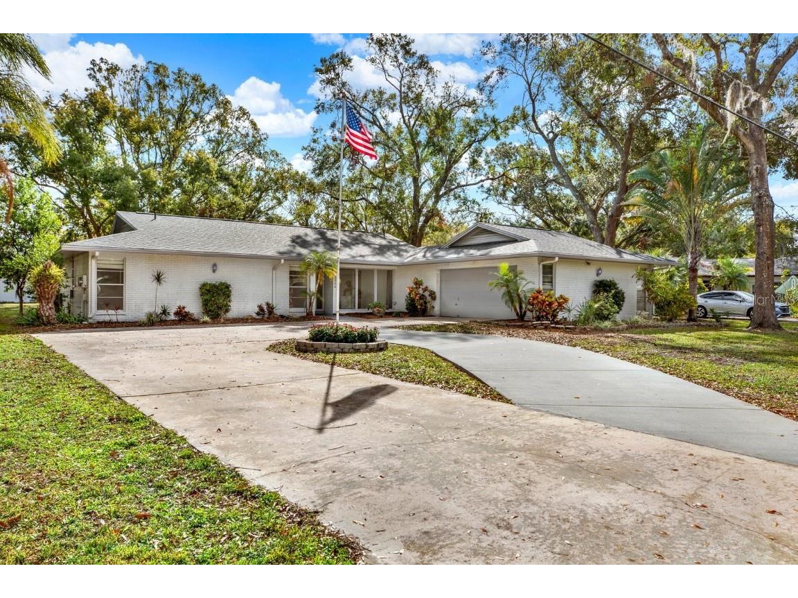 3320 Lake Padgett Drive Land O Lakes FL 34639 - LAKE PADGETT TB8331566 image1