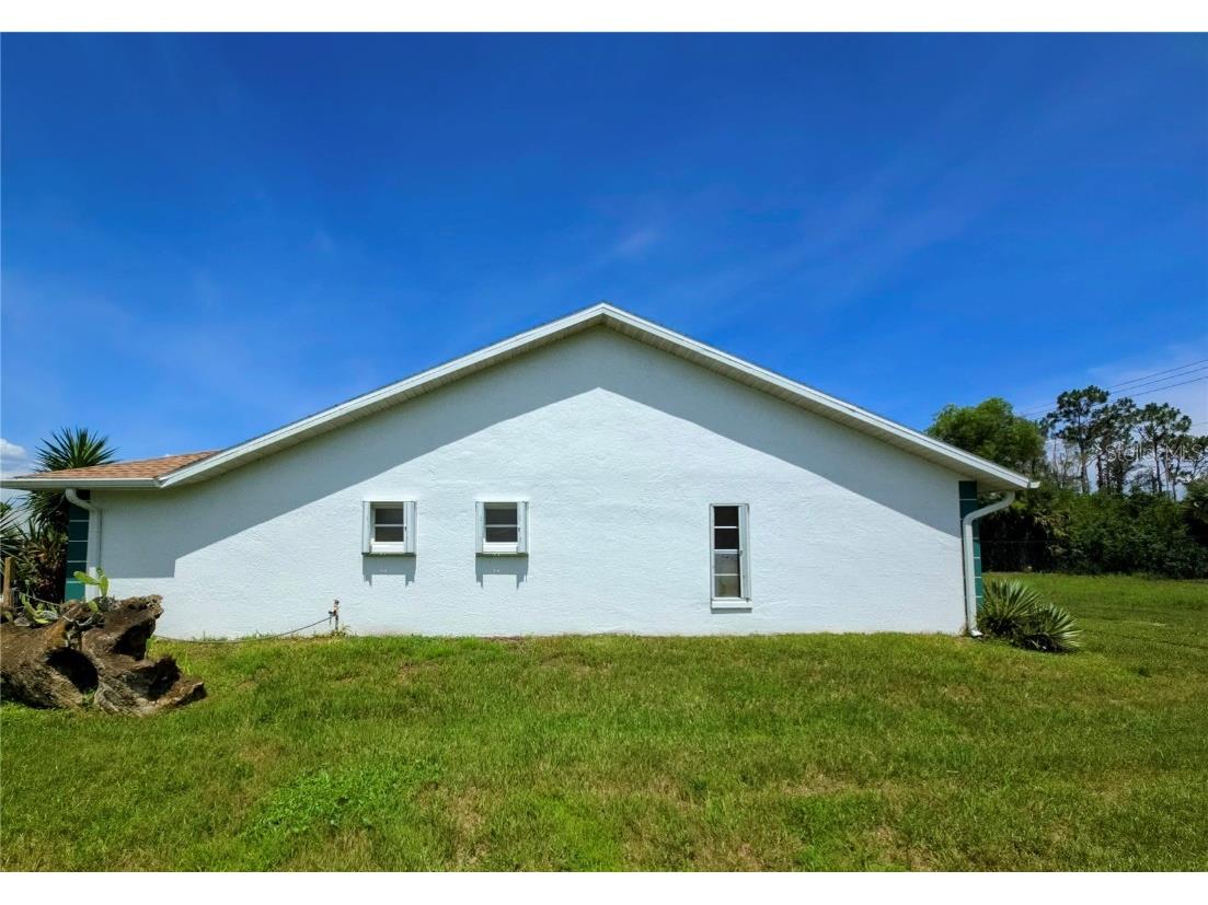 3320 Sabal Springs Boulevard North Fort Myers FL 33917 A4658935 image22