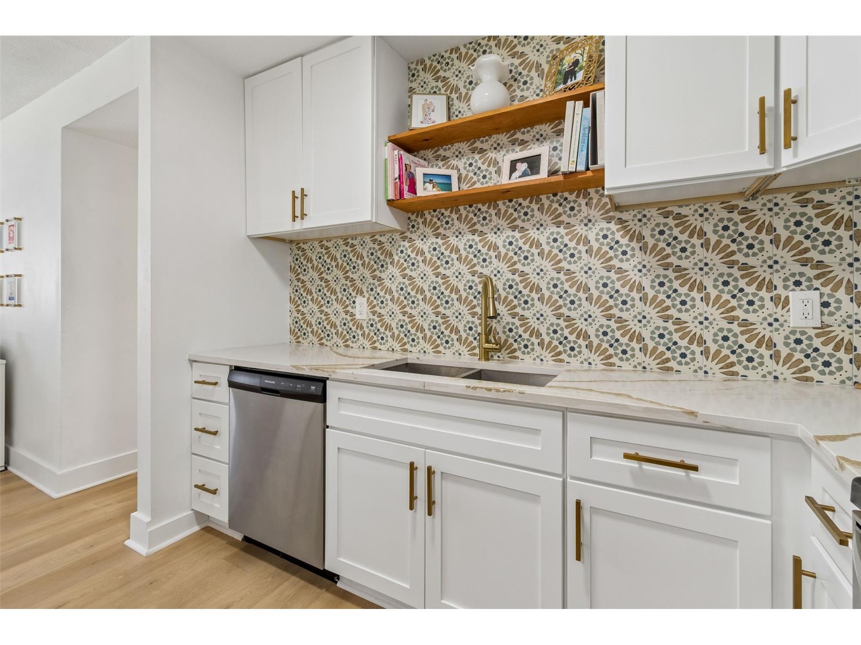 3320 W Iowa Avenue Tampa FL 33611 TB8500133 image27