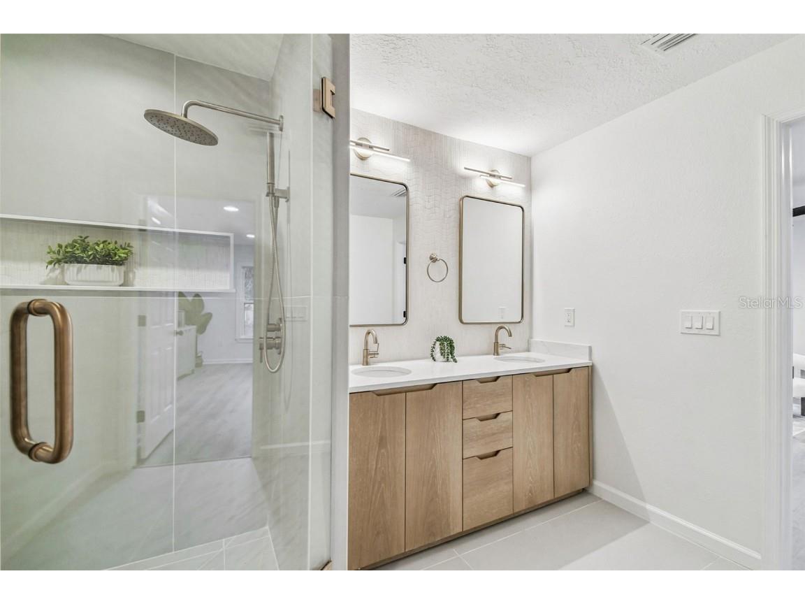 3320 W Villa Rosa Street Tampa FL 33611 TB8447813 image37