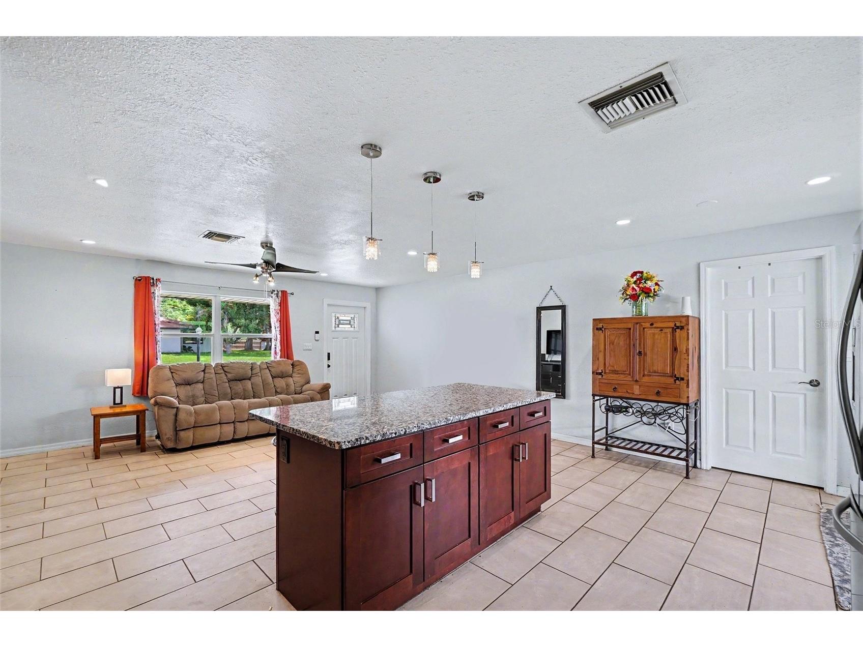 3321 Dauphine Street Sebring FL 33872 L4963183 image7