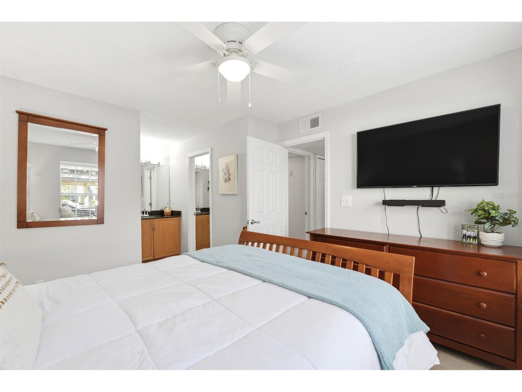 3321 Haviland Court #104 Palm Harbor FL 34684 W7884684 image14