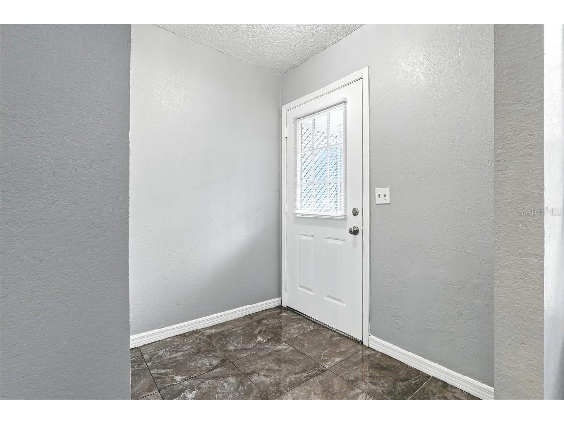 3321 Laurel View Drive Brandon FL 33511 TB8368353 image3