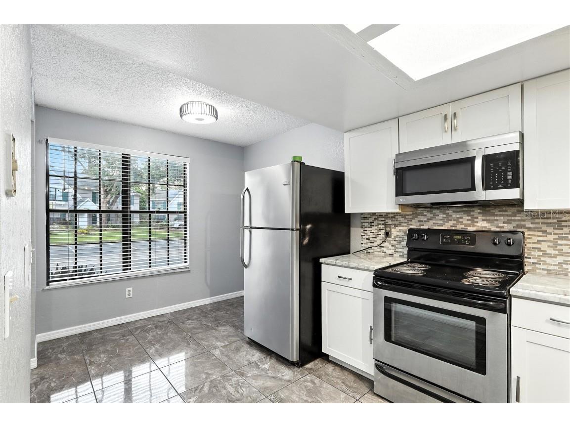 3321 Laurel View Drive Brandon FL 33511 TB8368353 image4