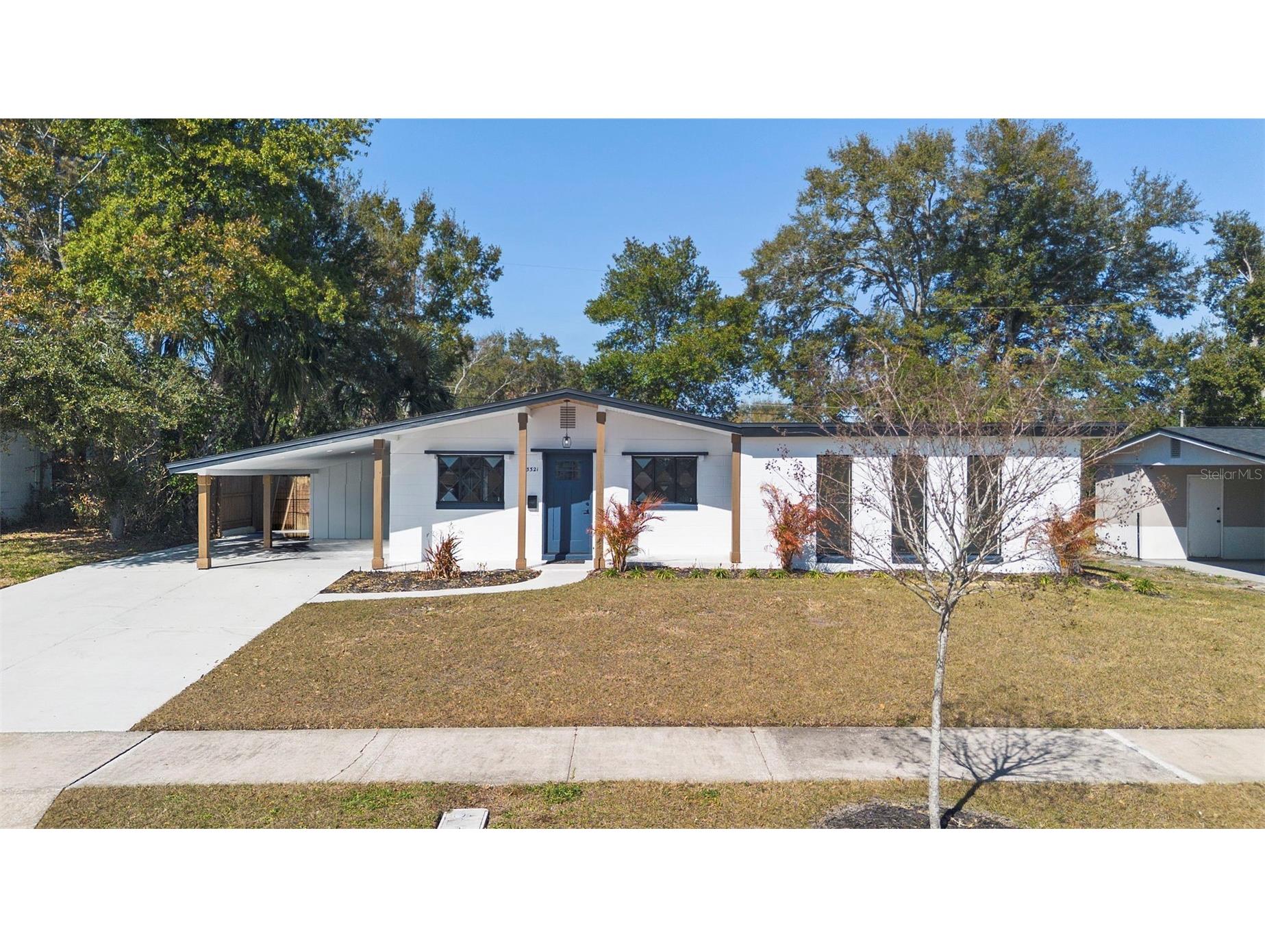 3321 Mahalia Place Orlando FL 32805 O6381881 image1